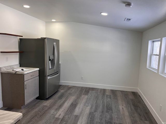 303 E North Street, Winslow, IN 47598