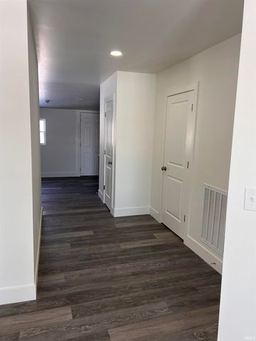 303 E North Street, Winslow, IN 47598