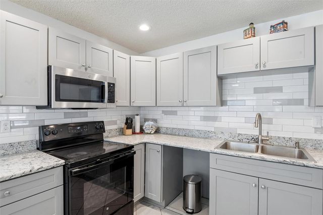 3303 MINNOW CREEK DRIVE, Hernando Beach, FL 34607