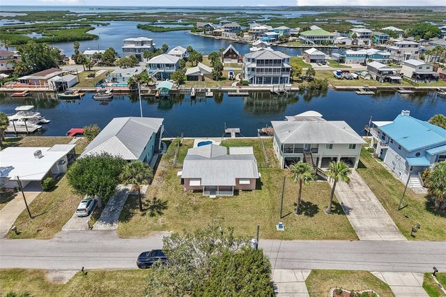 3303 MINNOW CREEK DRIVE, Hernando Beach, FL 34607