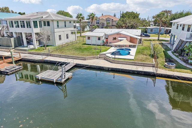 3303 MINNOW CREEK DRIVE, Hernando Beach, FL 34607