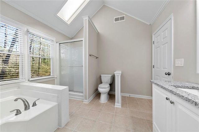 1192 Melton SW Drive, Lilburn, GA 30047