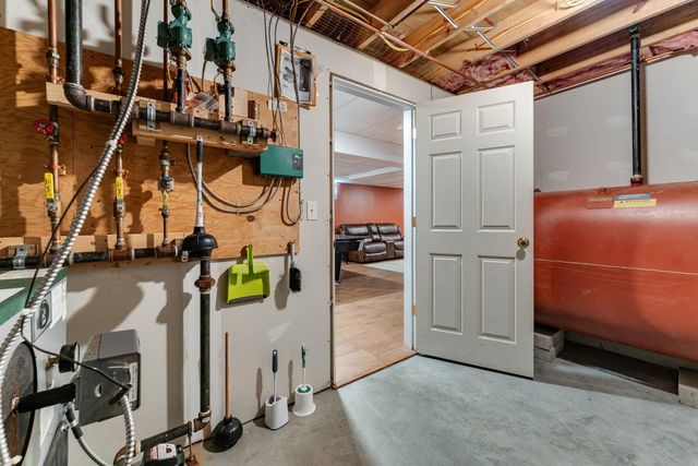 92 Stagecoach Road, Northfield, VT 05663