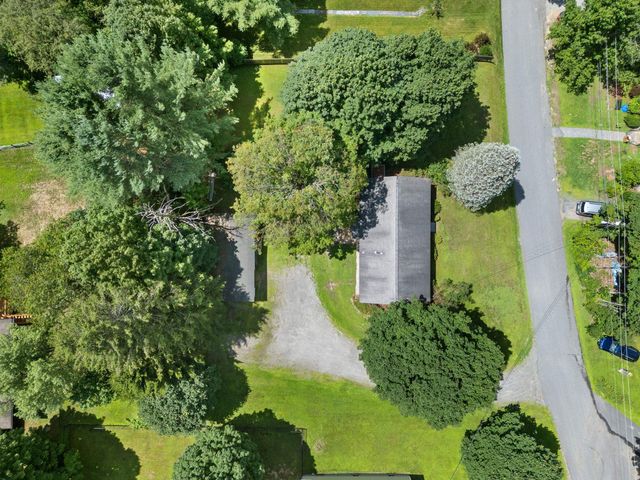 92 Stagecoach Road, Northfield, VT 05663