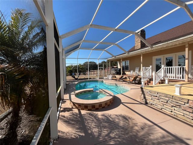 35400 LAKE RAY DRIVE, Dade City, FL 33525