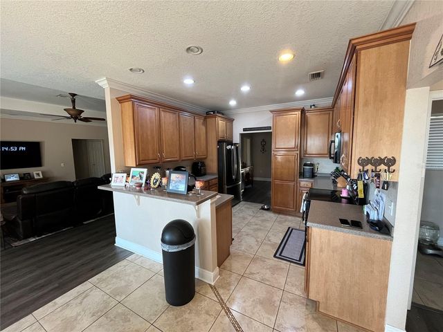 35400 LAKE RAY DRIVE, Dade City, FL 33525