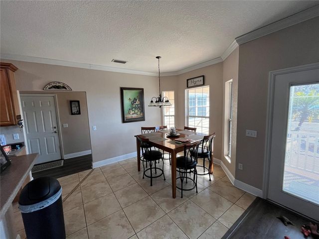 35400 LAKE RAY DRIVE, Dade City, FL 33525