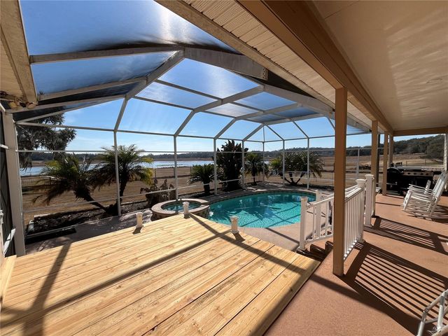 35400 LAKE RAY DRIVE, Dade City, FL 33525