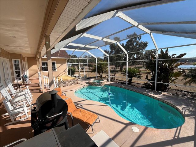 35400 LAKE RAY DRIVE, Dade City, FL 33525