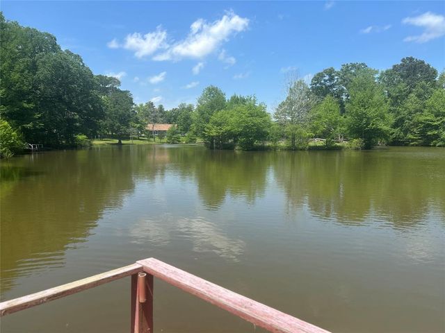 381 Lakeshore Drive, Cleveland, TX 77327