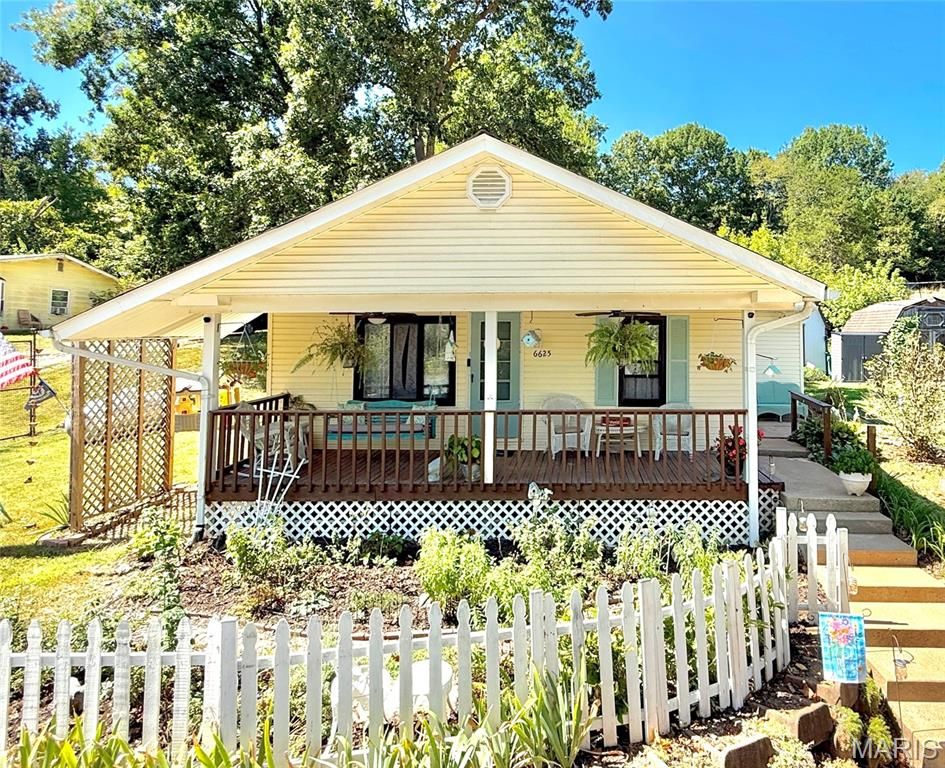 6625 Dry Creek Road, Barnhart, MO 63012