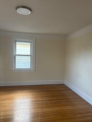 15 Miller Street 15A Lower, Glen Cove, NY 11542