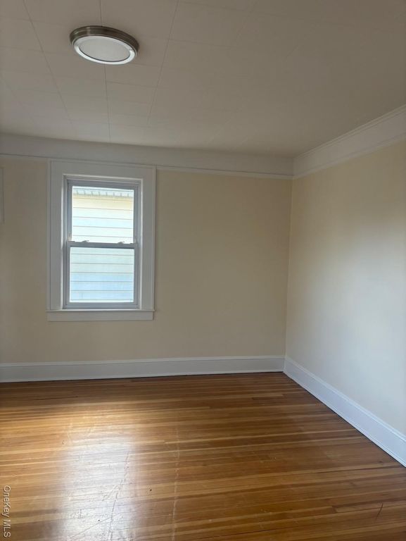 15 Miller Street 15A Lower, Glen Cove, NY 11542