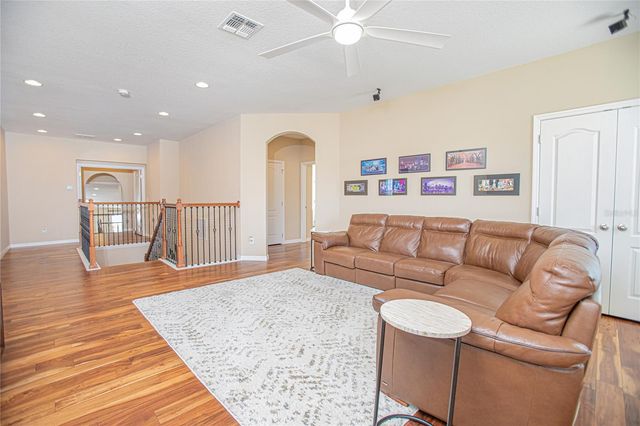 1481 CALM WATERS COURT, St Cloud, FL 34771