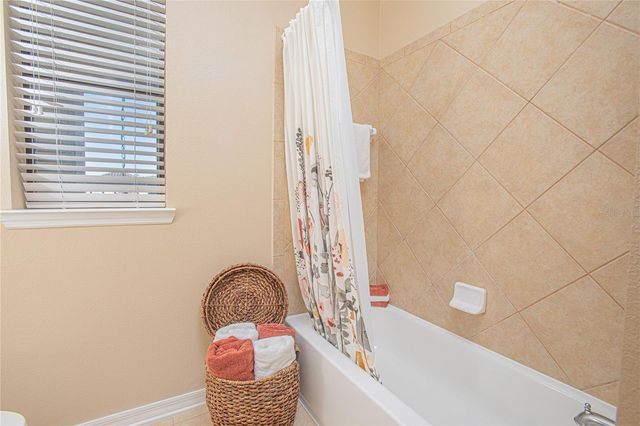 1481 CALM WATERS COURT, St Cloud, FL 34771