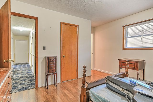 202 Timber Ridge Lane, Gate City, VA 24251