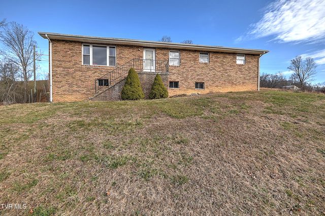 202 Timber Ridge Lane, Gate City, VA 24251