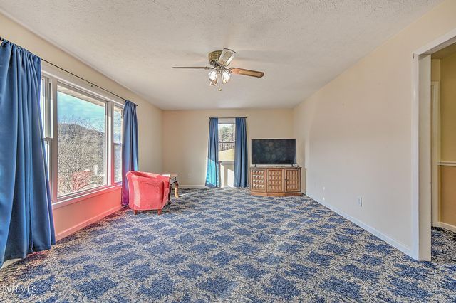 202 Timber Ridge Lane, Gate City, VA 24251