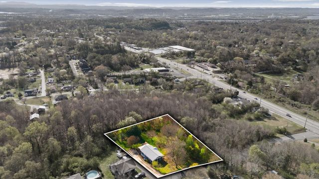 4200 Crestview Drive, Chattanooga, TN 37415