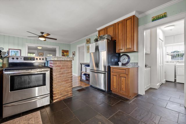 4200 Crestview Drive, Chattanooga, TN 37415