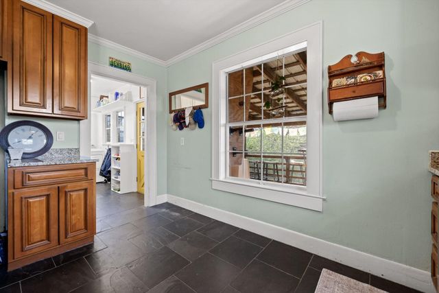 4200 Crestview Drive, Chattanooga, TN 37415