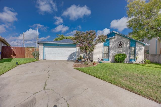 3333 Halfpenny St, Corpus Christi, TX 78414