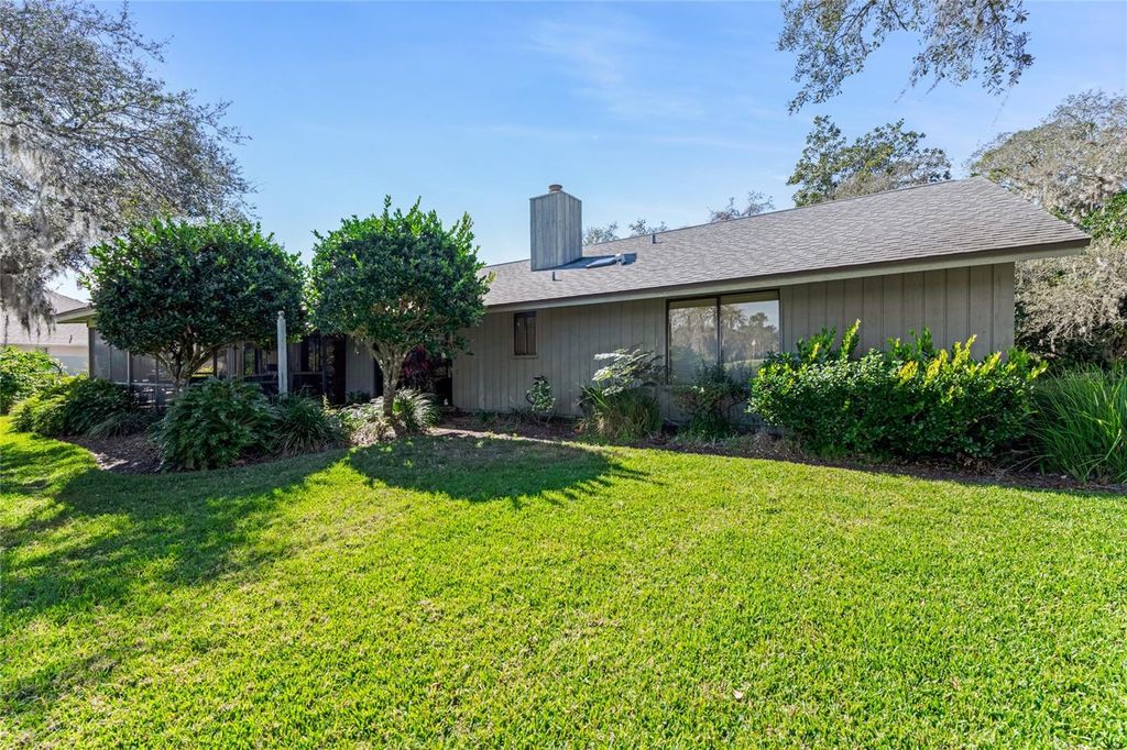 Image 15 of property listing at 507 BOXWOOD LANE, New Smyrna Beach, FL 32168