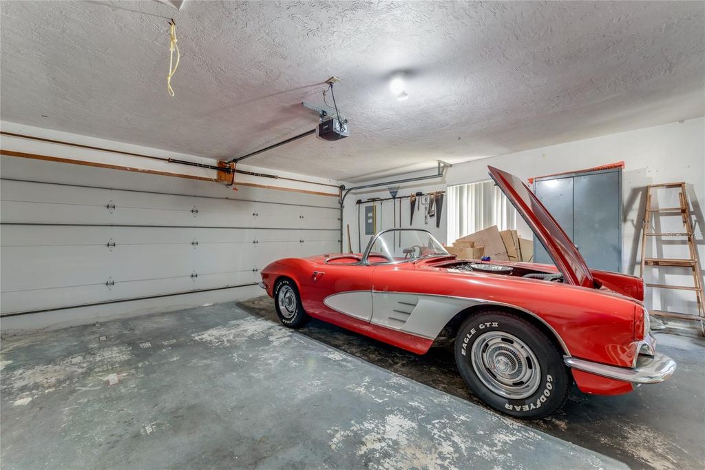 Image 38 of property listing at 507 BOXWOOD LANE, New Smyrna Beach, FL 32168