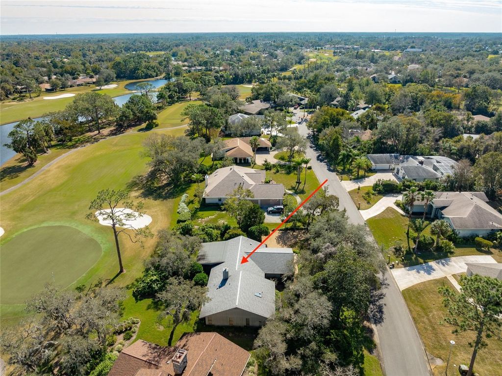 Image 8 of property listing at 507 BOXWOOD LANE, New Smyrna Beach, FL 32168