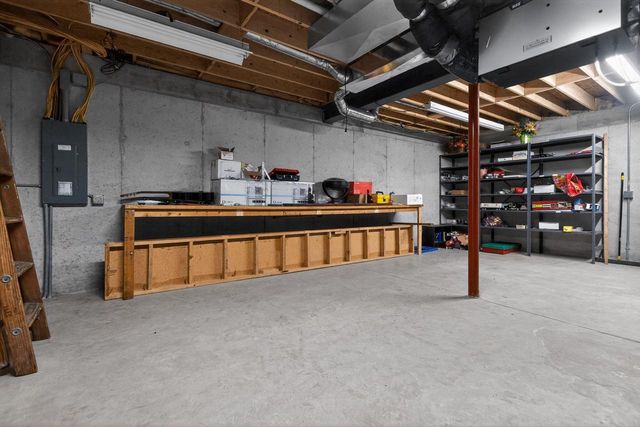 218 Kilbourn Street, Horicon, WI 53032