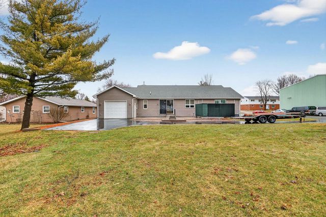 218 Kilbourn Street, Horicon, WI 53032