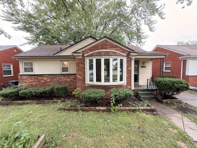 8255 W Parkway Street, Detroit, MI 48239