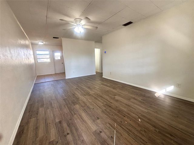 842 LAKE AVENUE, Clermont, FL 34711