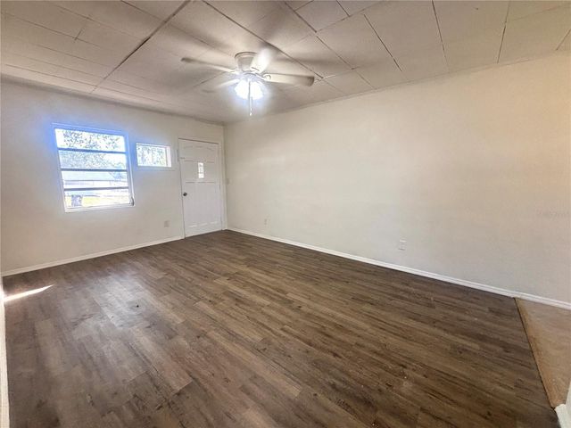 842 LAKE AVENUE, Clermont, FL 34711