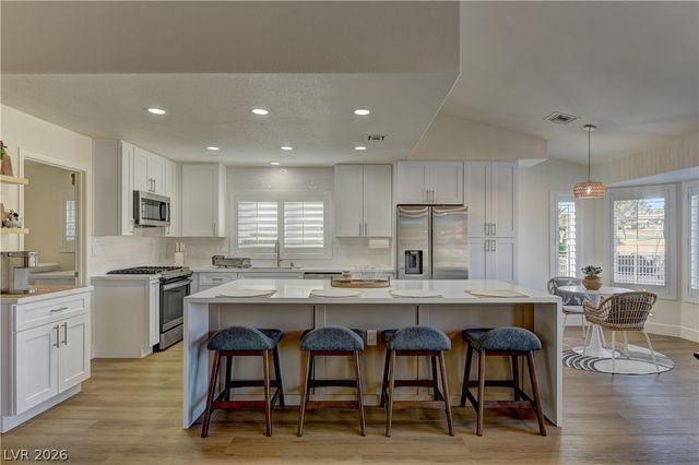 2809 Billy Casper Drive, Las Vegas, NV 89134