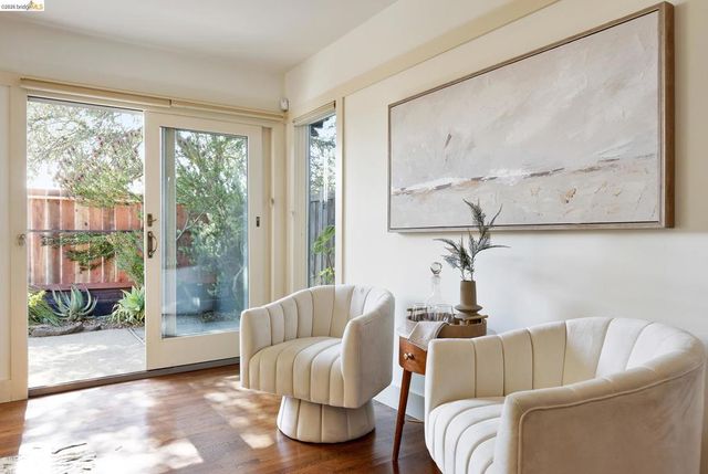 22 Kensington Ct, Kensington, CA 94707