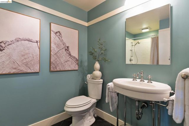 22 Kensington Ct, Kensington, CA 94707