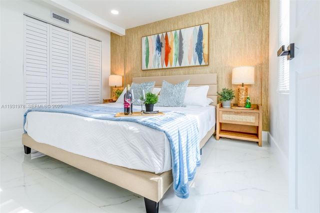 2242 NW 64th St, Miami, FL 33147