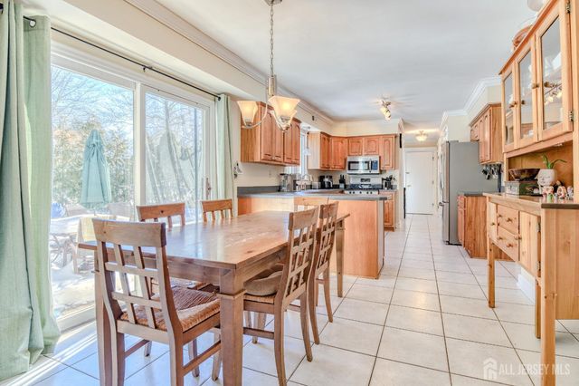 11 Shady Glen Drive, North Brunswick, NJ 08902