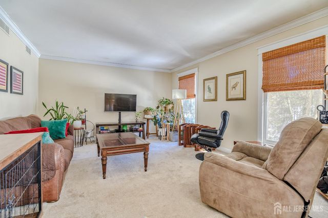 11 Shady Glen Drive, North Brunswick, NJ 08902