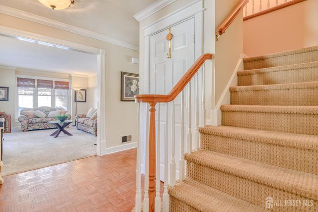 11 Shady Glen Drive, North Brunswick, NJ 08902