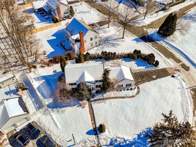 11 Shady Glen Drive, North Brunswick, NJ 08902