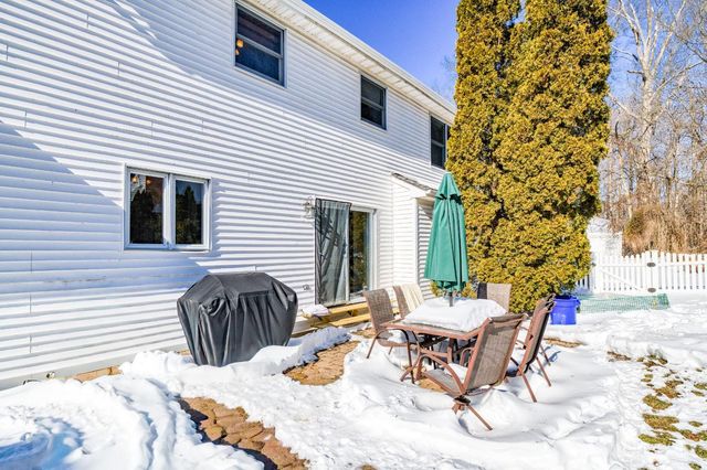 11 Shady Glen Drive, North Brunswick, NJ 08902