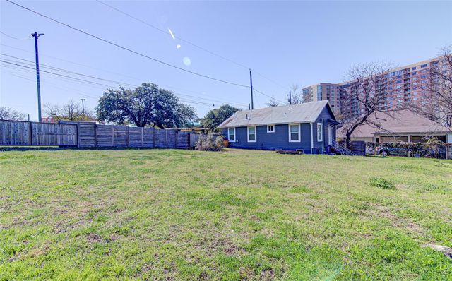 912 Catalpa ST, Austin, TX 78702