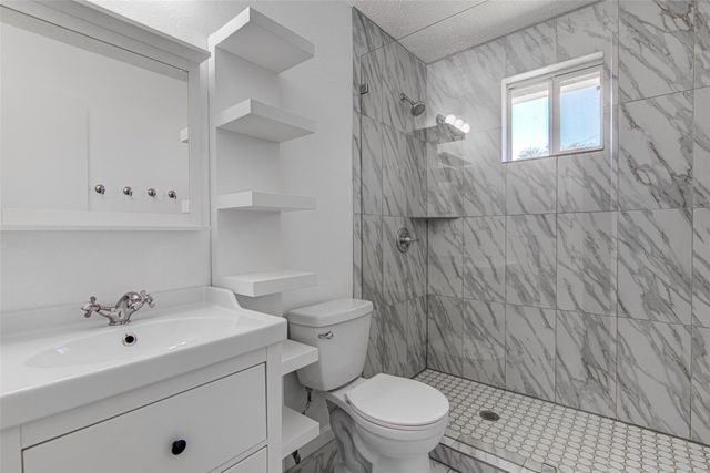 912 Catalpa ST, Austin, TX 78702