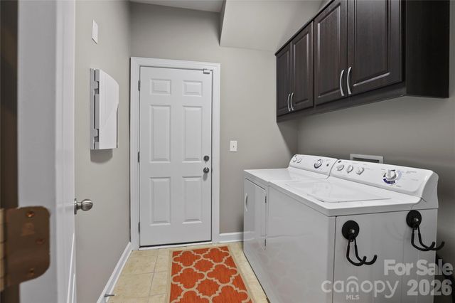 2412 Hamlet Court, Matthews, NC 28105