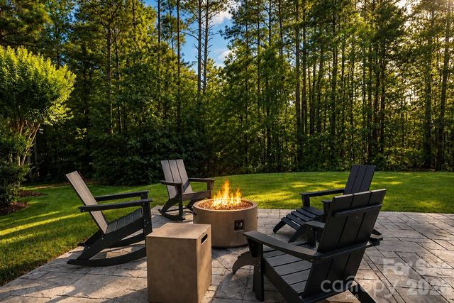 2412 Hamlet Court, Matthews, NC 28105