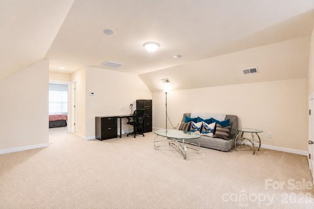 2412 Hamlet Court, Matthews, NC 28105
