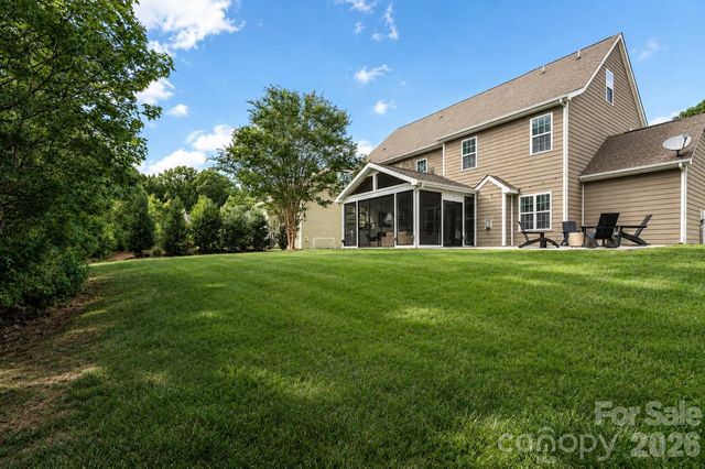 2412 Hamlet Court, Matthews, NC 28105