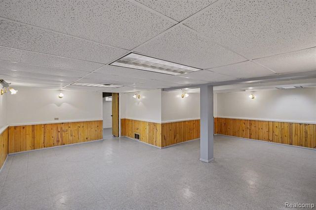 5051 Dutcher Road, Howell, MI 48843